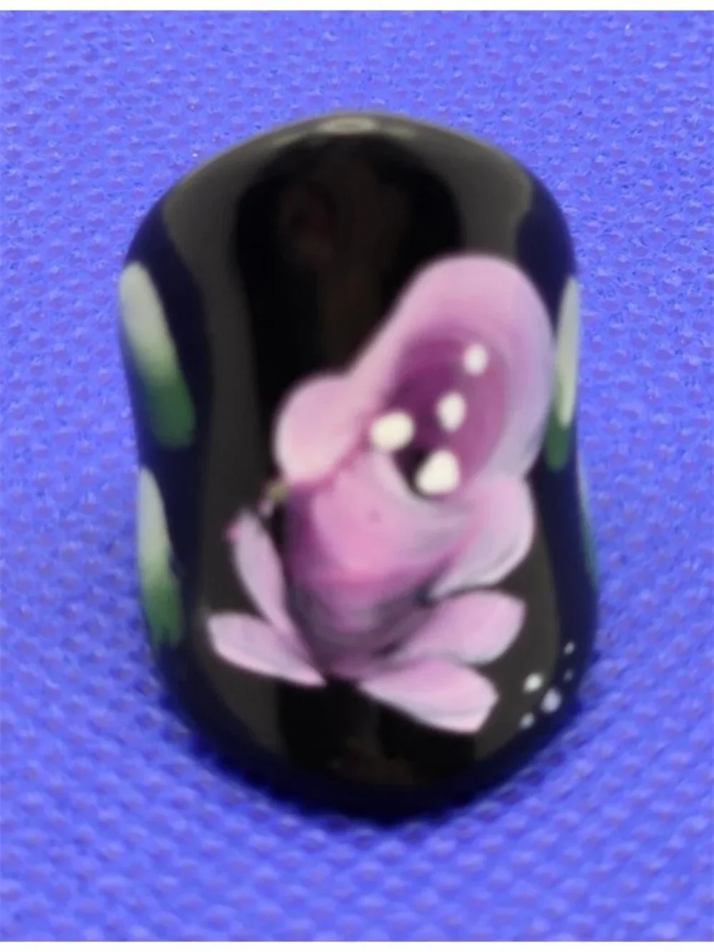 N/A black lucite